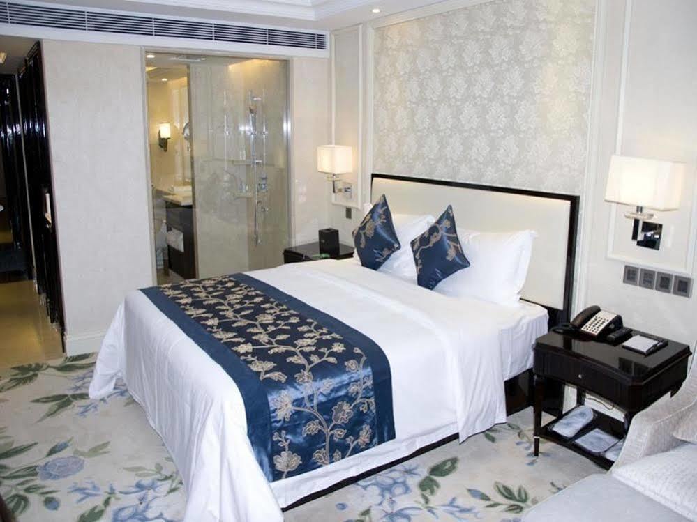 Century Palace Hotel Huizhou  Exterior foto